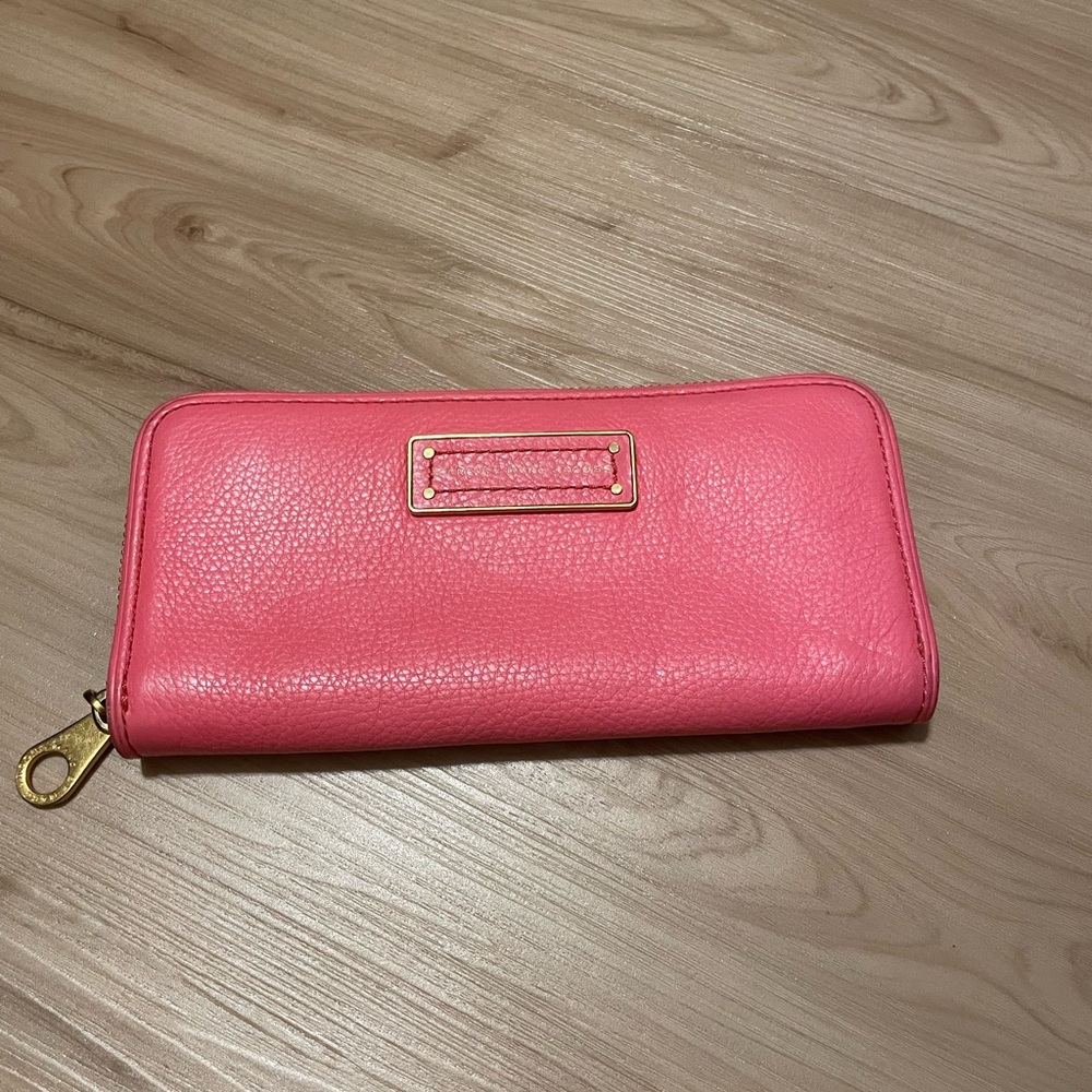 Marc Jacobs wallet